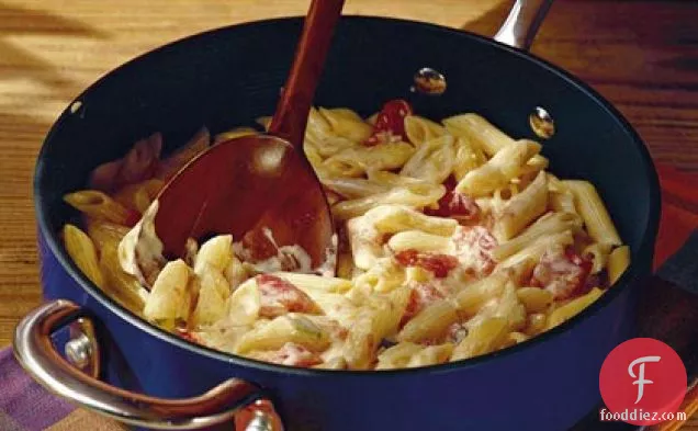 Spicy Tomato Macaroni and Cheese