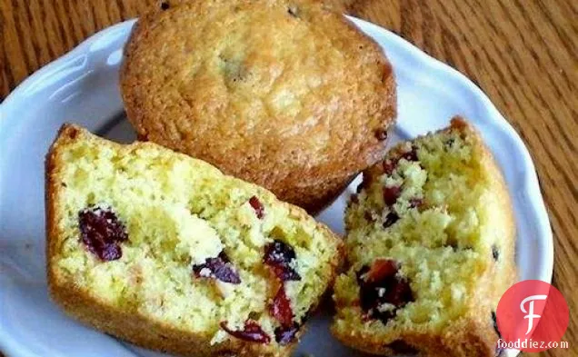 Healthy & Delicious: Orange-Cranberry Muffins