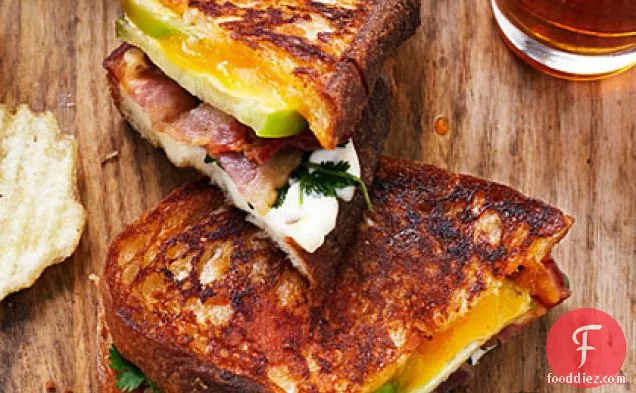 Tomatillo Grilled Cheese and Bacon Sandwiches