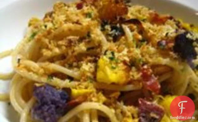 Meat Lite: Spaghetti with Roasted Cauliflower with Bacon Herbed Breadcrumbs