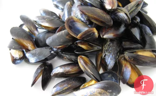 Cook the Book: Curried Mussels
