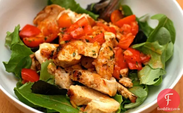 Dinner Tonight: Chicken with Tomato-Saffron Vinaigrette with Mixed Greens
