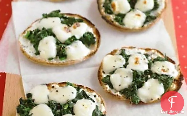 Mini Spinach-and-cheese Pizzas