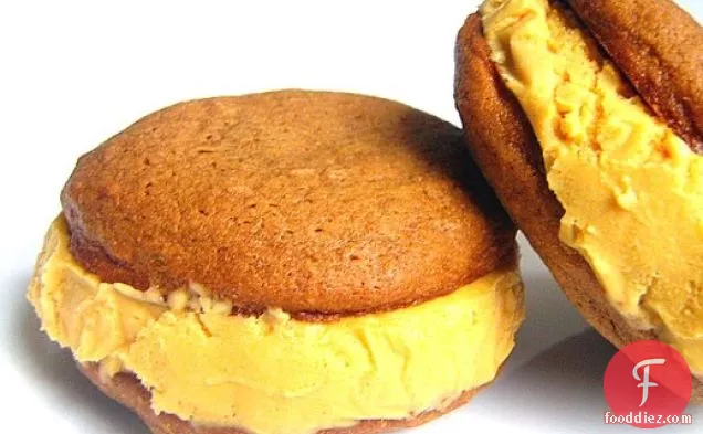 Holiday Treat: Sweet Potato and Gingerbread Ice Cream Sandwiches