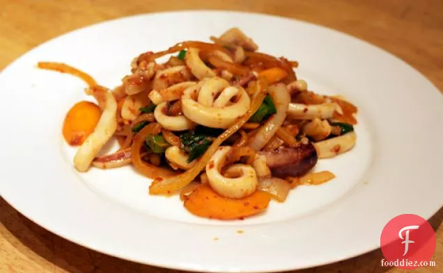 Dinner Tonight: Stir-Fried Squid (Ojinguh Bokkeum)