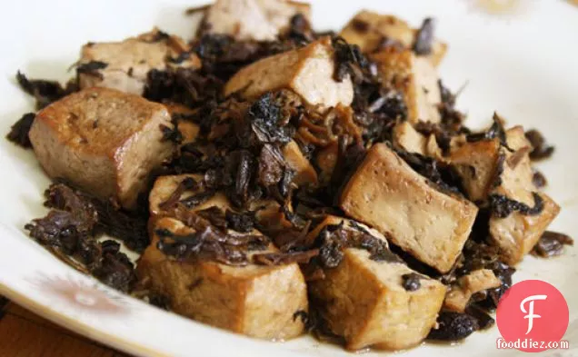 Tofu with Dried and Pickled Greens