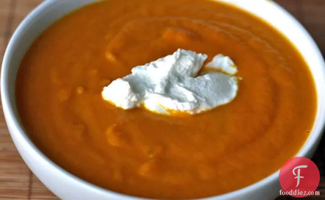 Dinner Tonight: Senegalese Curried Carrot Soup