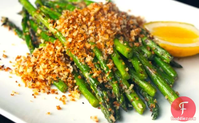 Grilled Asparagus with Lemon and Crispy Bread Crumbs