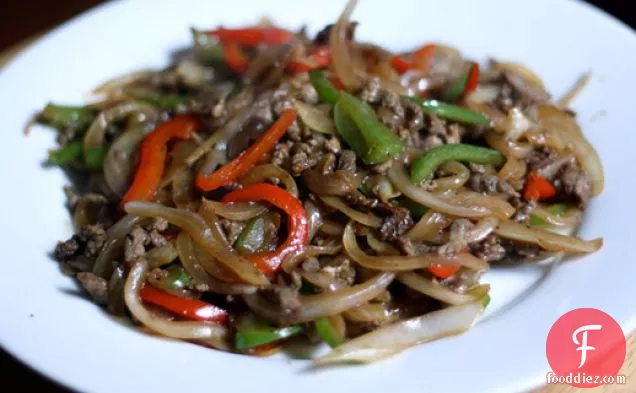 Dinner Tonight: Stir-Fried Beef with Onions and Peppers