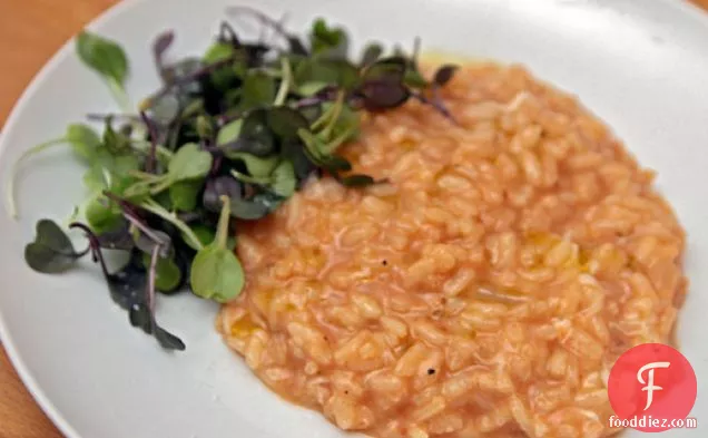 रात का खाना आज रात: ताजा मोज़ेरेला के साथ भुना हुआ टमाटर रिसोट्टो