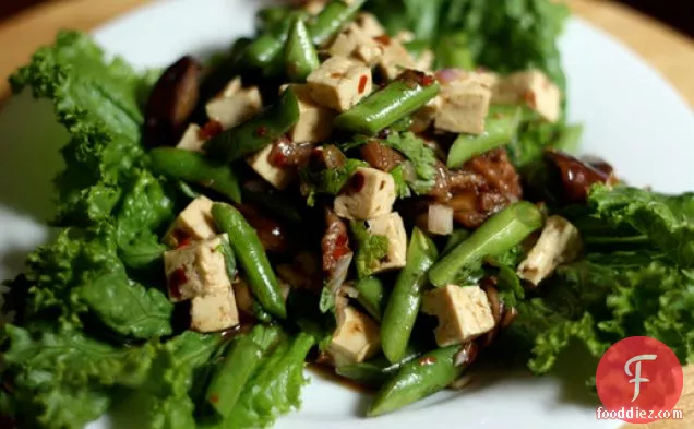 Dinner Tonight: Tofu, Green Bean and Shiitake Salad