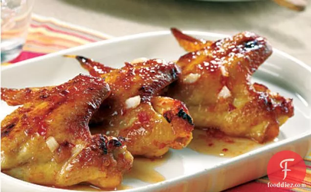 Chicken Wings with Spicy Chili Sauce