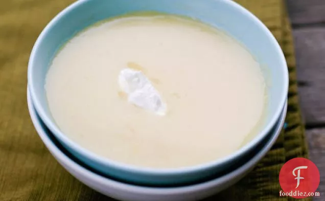 The Crisper Whisperer: Agreeably Simple Potato Leek Soup