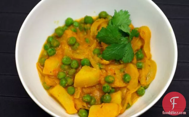 Potato and Pea Curry (Aloo Matar)