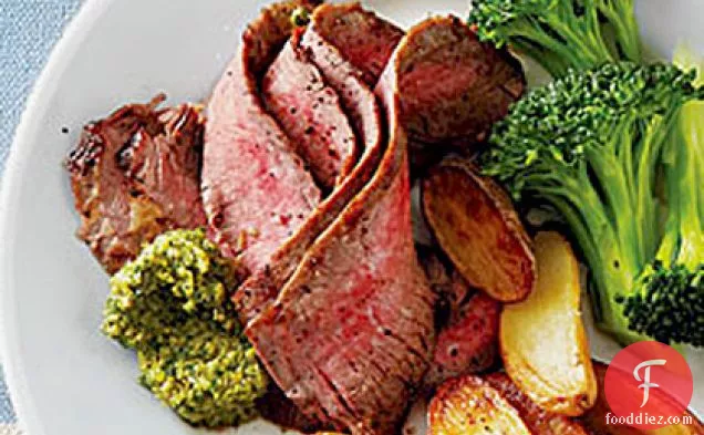 टेपेनेड के साथ ग्रिल्ड फ्लैंक स्टेक