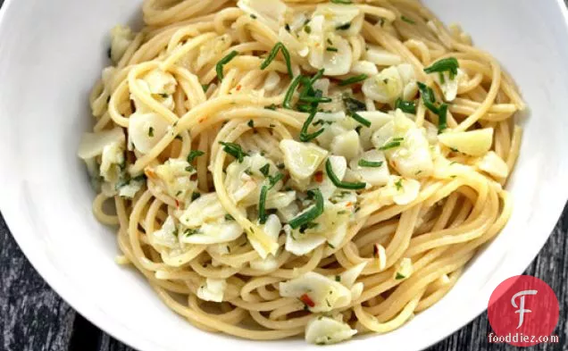 Alice Waters' Spaghetti with Green Garlic