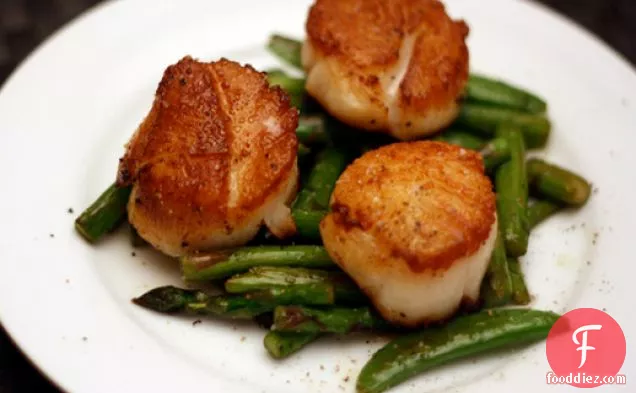 Dinner Tonight: Scallops with Asparagus and Sugar Snap Peas