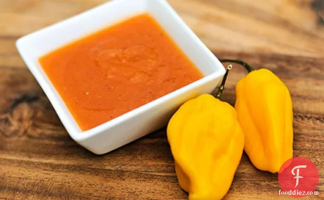 Papaya-Habanero Hot Sauce