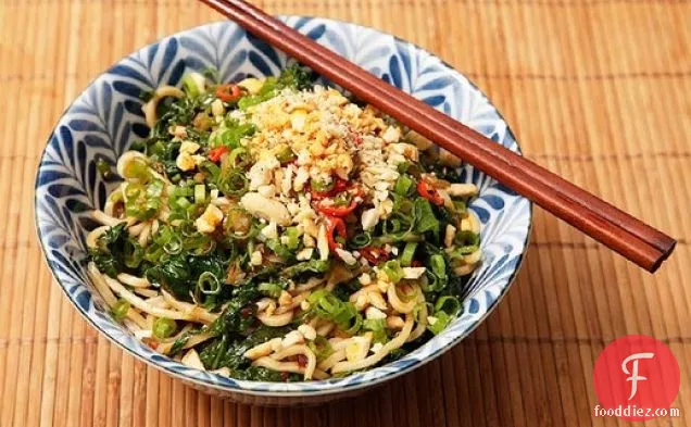 Cold Sichuan Noodles with Spinach and Peanuts