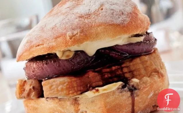 ओलंपिक प्रावधान ' पोर्चेटा सैंडविच