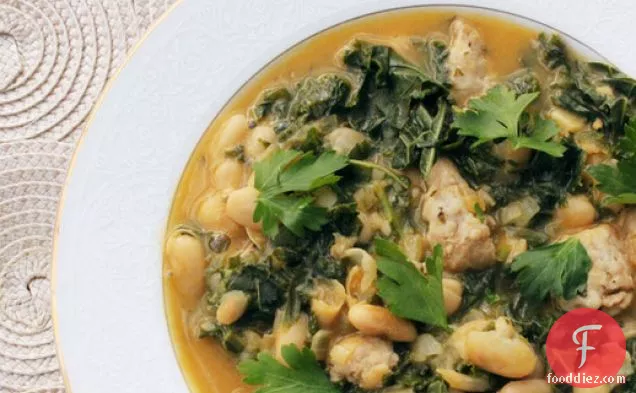 Skillet 30-Minute Kale, White Bean and Sausage Soup