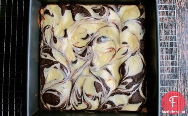 Cheesecake Swirl Brownies