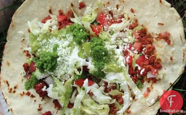 न्यू यॉर्क आ ला कार्ट' से कंट्री बॉयज़ चोरिज़ो हुआराचे