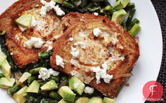 Skillet Egg-in-a-Hole with Avocado, Asparagus, and Feta