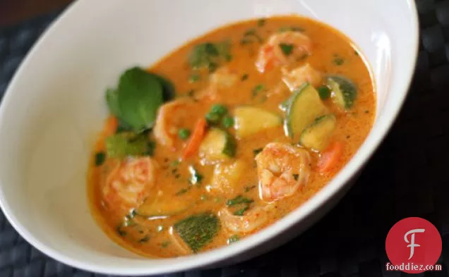 Red Curry with Shrimp, Zucchini, and Carrot