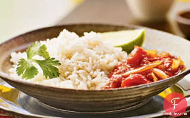 Coconut Rice with Spicy Tomato Sauce (Nasi Lemak with Sambal Tomat)