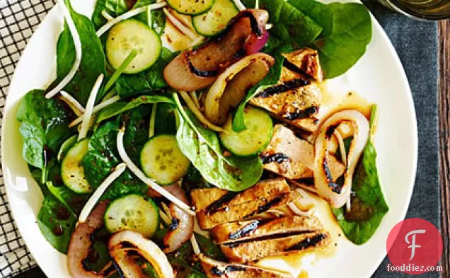 Chinese Black Pepper Pork and Spinach Salad