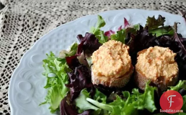 Salad With Pimiento Cheese Toasts