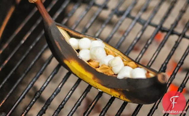 Grilled Banana Boats with Peanut Butter, Chocolate, and Marshmallows
