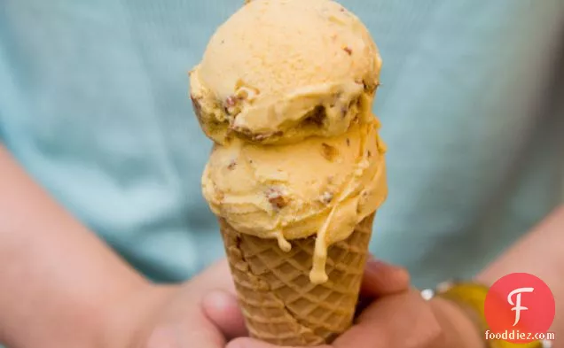 Roasted Apricot and Almond Ice Cream