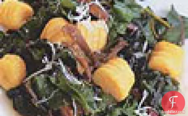 बटरनट स्क्वैश ग्नोची डक कॉन्फिट और स्विस चर्ड के साथ