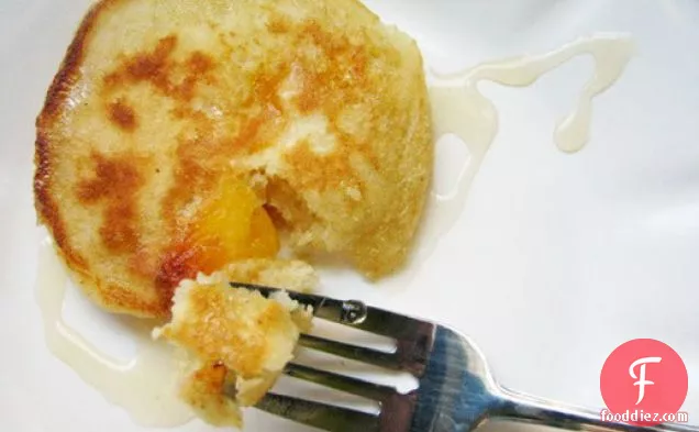 Sunday Brunch: Peach Pancakes