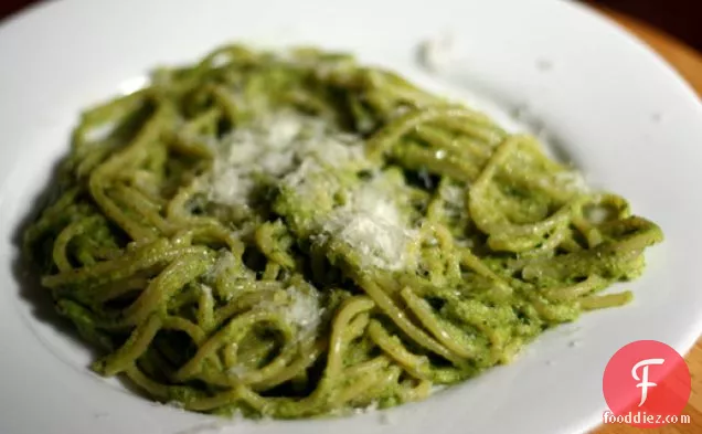 Dinner Tonight: Espagueti Verde