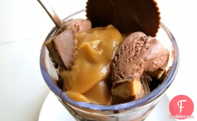 Reese's Peanut Butter Cup Sundae