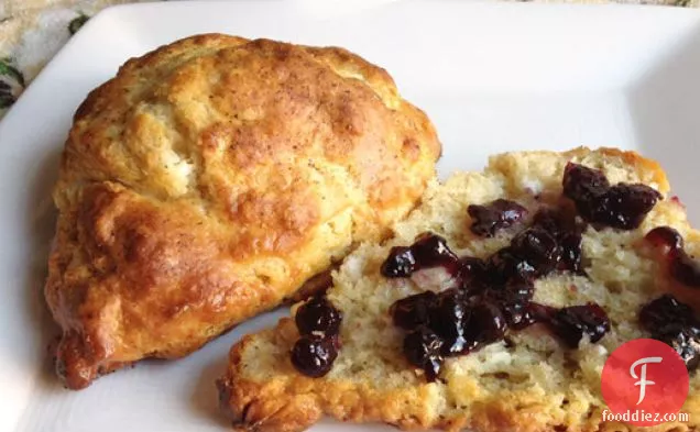 Peppered Goat Cheese Scones