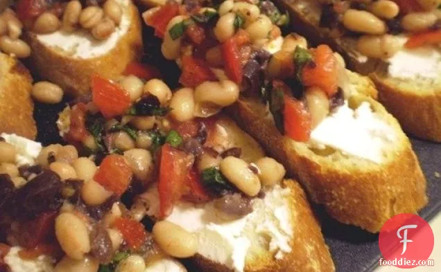 Healthy & Delicious: White Bean Bruschetta