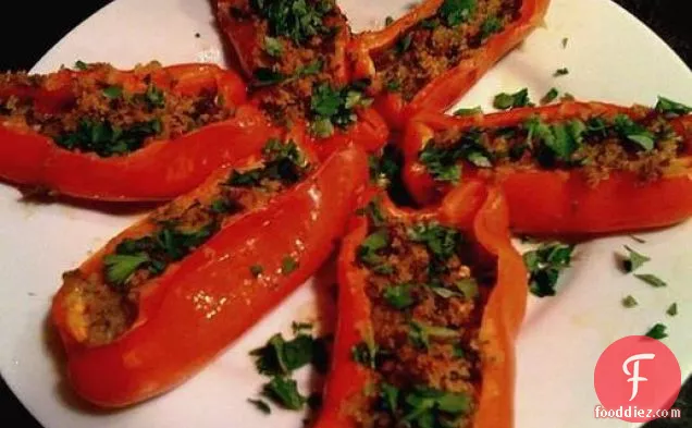 Healthy & Delicious: Roasted Pepper Halves with Bread Crumb Topping
