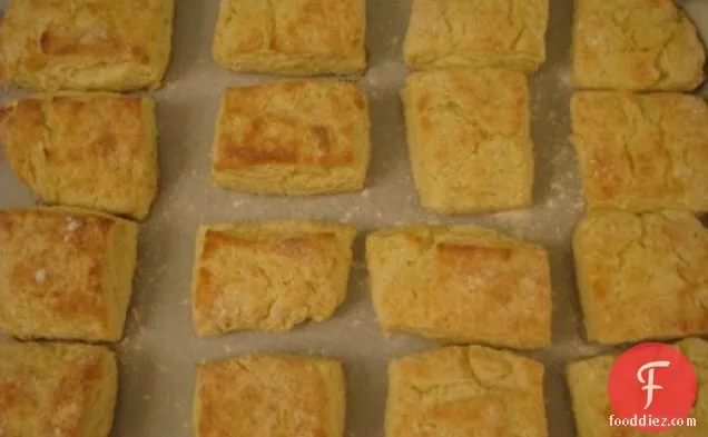 Sunday Brunch: Leftover Mashed Potato Biscuits