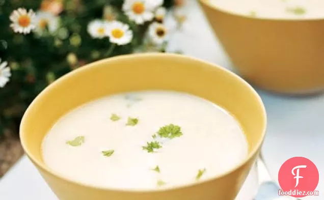 Egg, Lemon, and Rice Soup (Avgolemono Soupa)