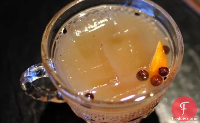 Toasted Clove Punch