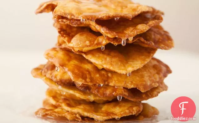 बुनुएलोस डी रोडिला (मैक्सिकन क्रिसमस फ्रिटर्स)