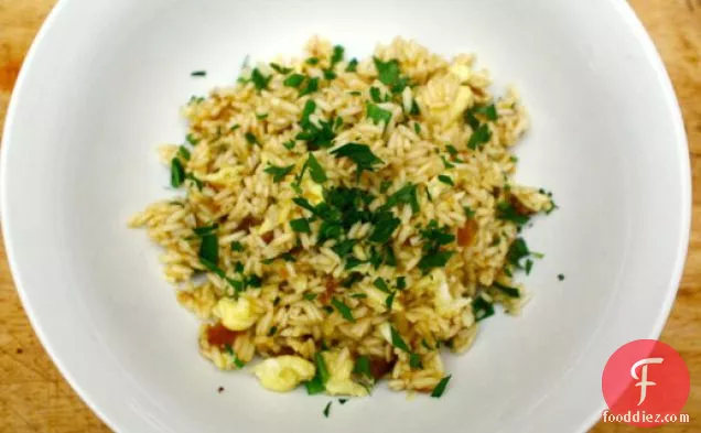 Dinner Tonight: Saffron Fried Rice with Dried Apricots and Almonds