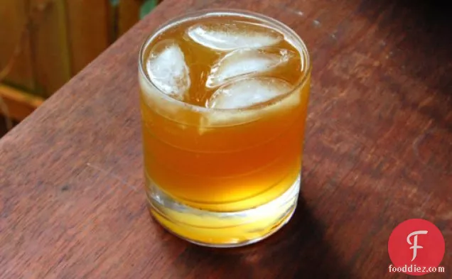 Apricot Rum Fizz