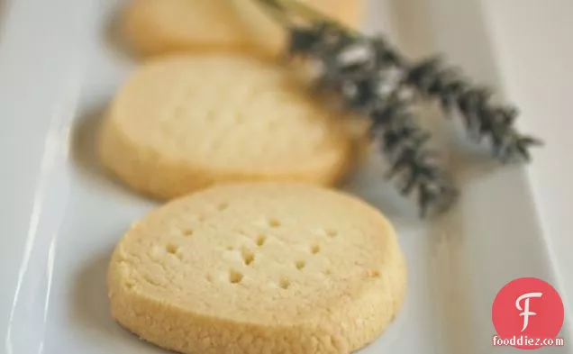 Gluten-Free Tuesday: Shortbread Cookies