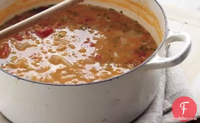शलजम और अजमोद के साथ लाल दाल का सूप