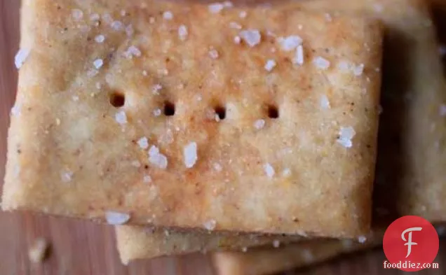 Gluten-Free Tuesday: Easy Homemade Crackers